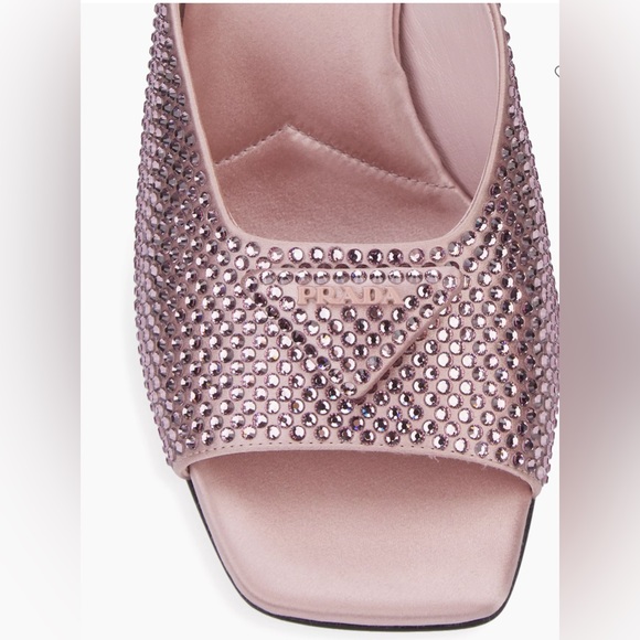 Prada
Crystal-Embellished Satin Mules - Picture 3 of 11